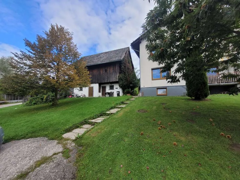 Ein oder Zweifamilienhaus mit Stadl in sonniger Aussichtlage am