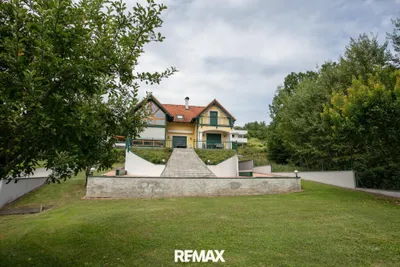 6-Zimmer-Haus kaufen in Krems Land – 237 m², € 690.000 – Bild 54 von 54