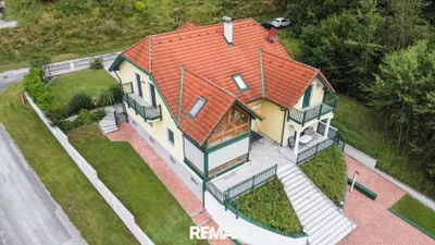 6-Zimmer-Haus kaufen in Krems Land – 237 m², € 690.000 – Bild 2 von 54