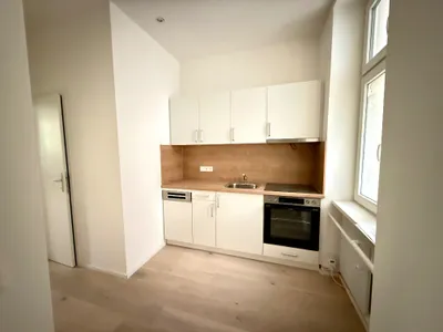 Erstbezug nach hochwertiger Sanierung - Voll möblierte 33 m² Wohnung in Top-Lage nahe Mariahilfer Straße – Bild 3