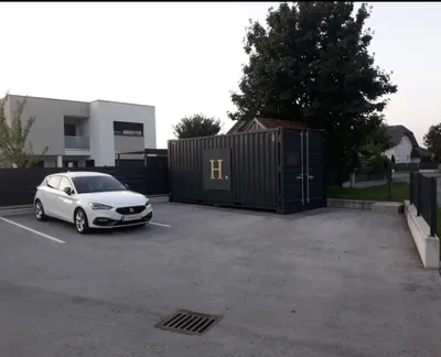 Gewerbeimmobilie mieten in Tulln – 15 m², € 125 – Bild 1 von 5