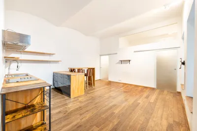 Wohnung zum Kauf in 1070 Wien