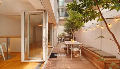 Helles Loft mit begrünter Innenhof-Terrasse – Bild 2