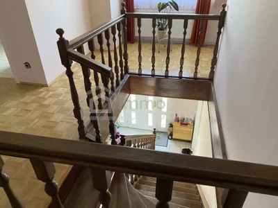 5-Zimmer-Haus kaufen in Eisenstadt - Umgebung – 300 m², € 690.000 – Bild 8 von 10