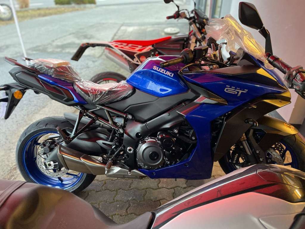 Suzuki GSX-S 1000 GT Tourer