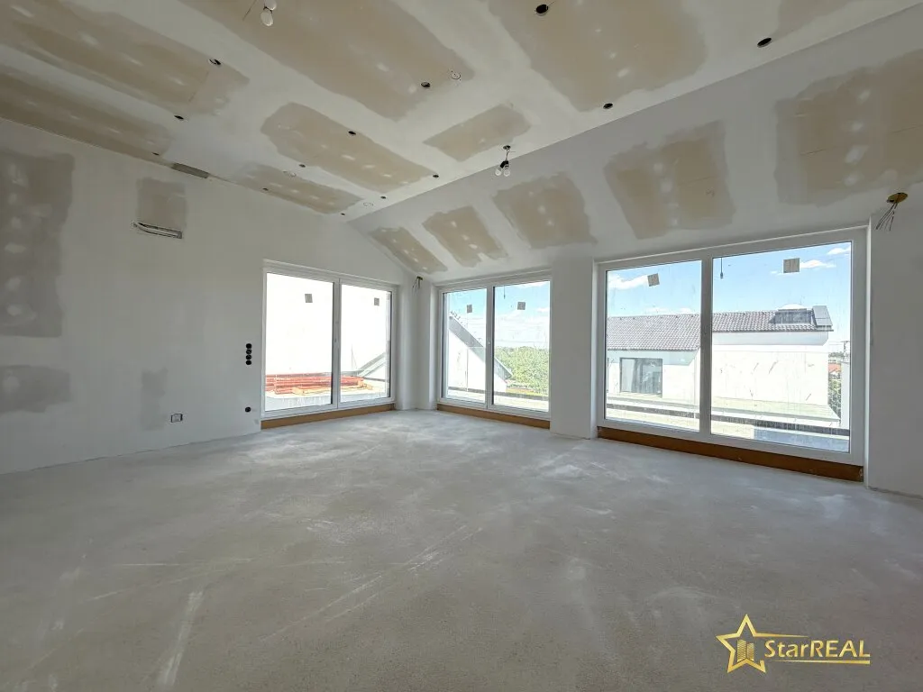 PENTHOUSE DELUXE. 4-ZIMMER, TERRASSE - PARKPLATZ OPTIONAL – pohled 2