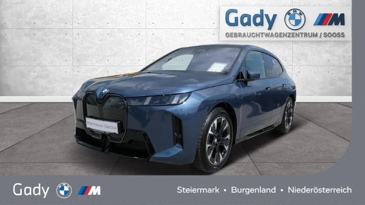 BMW iX
