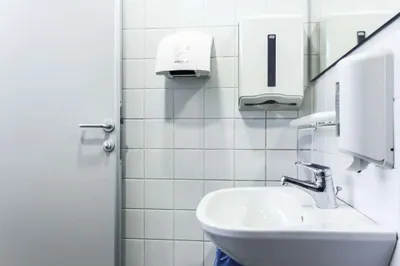 1-Zimmer-Gewerbeimmobilie mieten in Wien – 15 m², € 230 – Bild 4 von 4