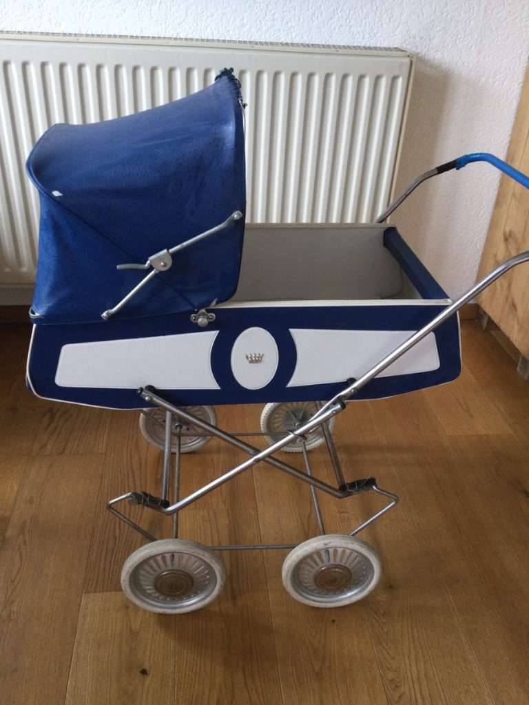 alter Puppenwagen,  23,- (5273 Robach) - willhaben