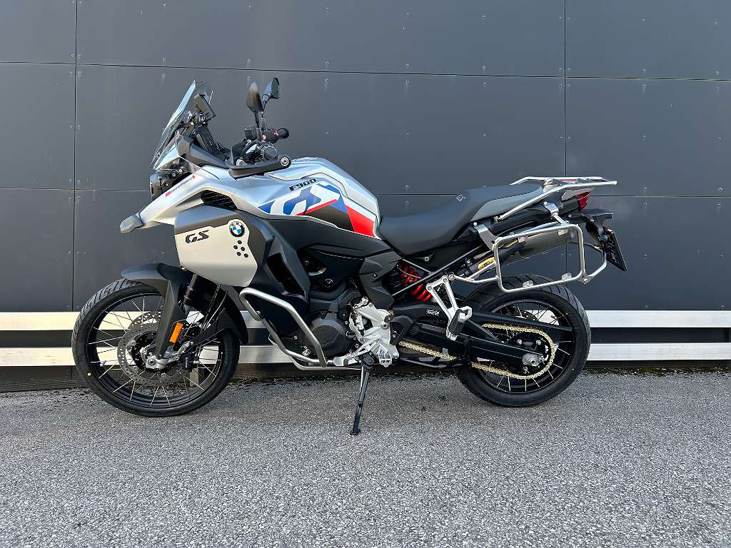 BMW F 900 GS Adventure Tourer