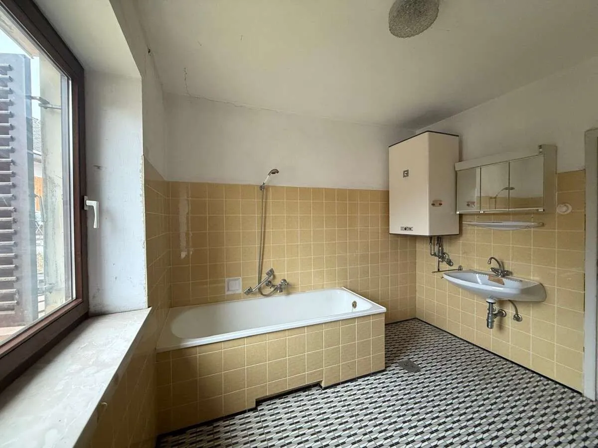 Raum für neue Ideen - Haus in ruhiger Lage - Ansicht 3