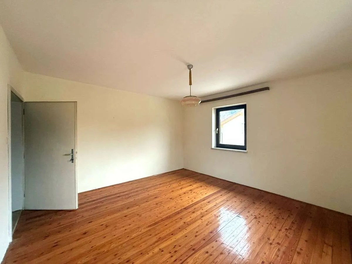Raum für neue Ideen - Haus in ruhiger Lage - Ansicht 2