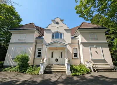 Haus kaufen in Mödling – 498,41 m², € 2.499.000 – Bild 1 von 25