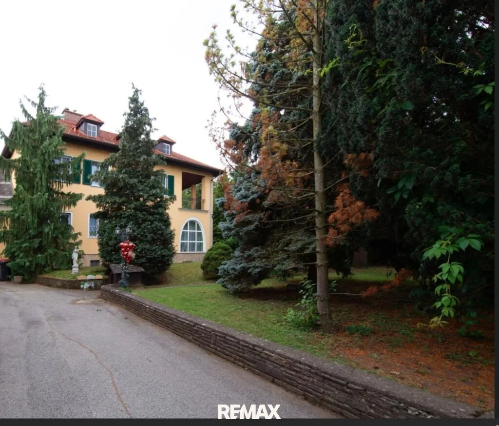 Romantische Villa mit Indoor-Schwimmbecken und Sauna - Ansicht 3