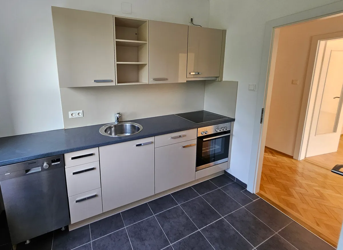 Baden Weikersdrf Park! Geräumige 2+1Zi, 50m² - Ansicht 2