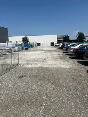 Immobilie mieten in Wels – 400 m², € 800 – Bild 2 von 7