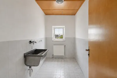 4-Zimmer-Wohnung mieten in Gmunden – 150,58 m², € 1.427 – Bild 8 von 9