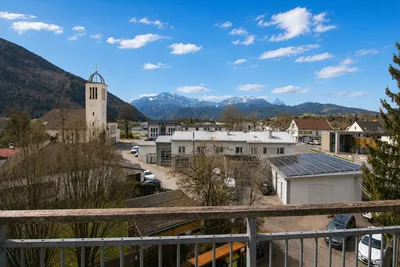 4-Zimmer-Wohnung mieten in Gmunden – 150,58 m², € 1.427 – Bild 9 von 9