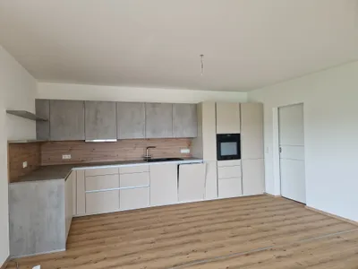 4-Zimmer-Wohnung mieten in Steyr-Land – 140 m², € 1.950 – Bild 3 von 8