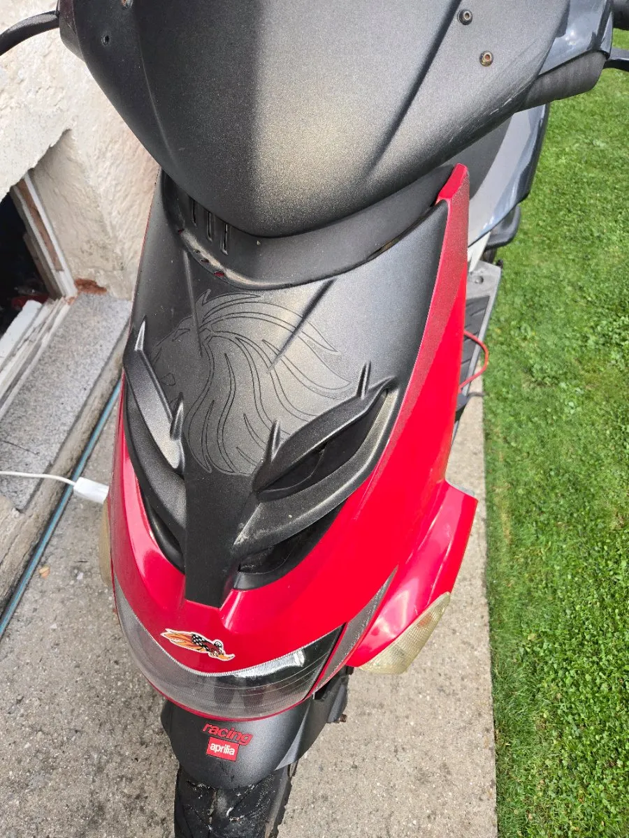 Aprilia SR