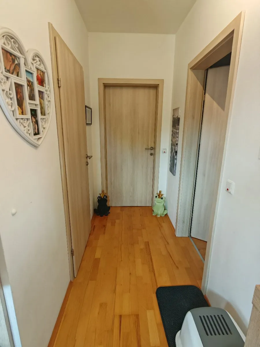 2-Zimmer Wohnung mit großem Balkon – pohled 3