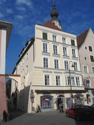 2-Zimmer-Wohnung mieten in Braunau am Inn – 61,93 m², € 622