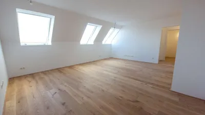 Premium-Erstbezug im Dachgeschoss: 3-Zimmer-Wohnung im Herzen des Botschaftsviertels – Bild 2