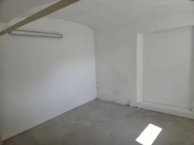 Gewerbeimmobilie mieten in Villach – 13 m², € 6 – Bild 4 von 5