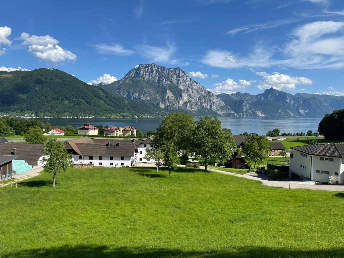 Traunsee - Wunderschöner Baugrund mit unverbaubarem See- und Bergblick (Provisionsfrei) – pohled 2