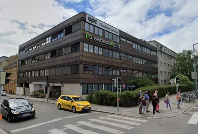 Gewerbeimmobilie mieten in Wien – 544 m², € 12