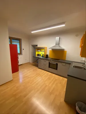 2-Zimmer-Wohnung mieten in Graz – 85 m², € 890 – Bild 2 von 11