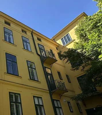Gewerbeimmobilie kaufen in Baden – 1 324 m², € 1.890.000 – Bild 1 von 22