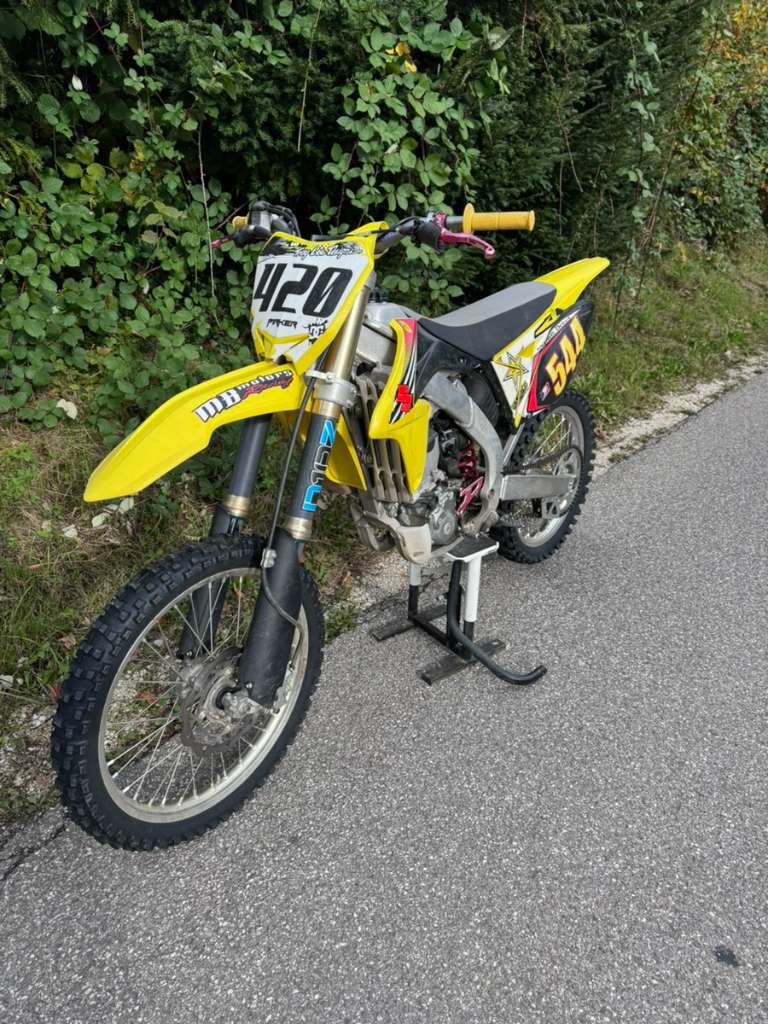 Suzuki RMX Motocross