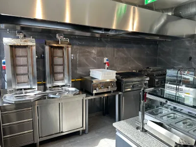 1-Zimmer-Gewerbeimmobilie mieten in Wiener Neustadt – 131 m², € 3.999 – Bild 18 von 24