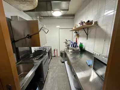 1-Zimmer-Gewerbeimmobilie mieten in Wiener Neustadt – 131 m², € 3.999 – Bild 13 von 24