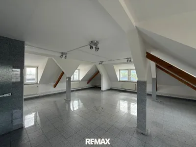 Gewerbeimmobilie kaufen in Linz Land – 776 m², € 780.000 – Bild 4 von 11