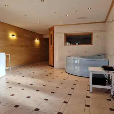 7-Zimmer-Haus mieten in Korneuburg – 320 m², € 2.900 – Bild 30 von 34