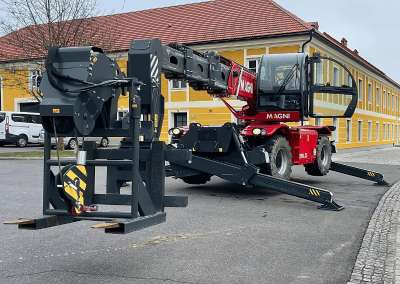 Teleskopstapler drehbar Gabelstapler