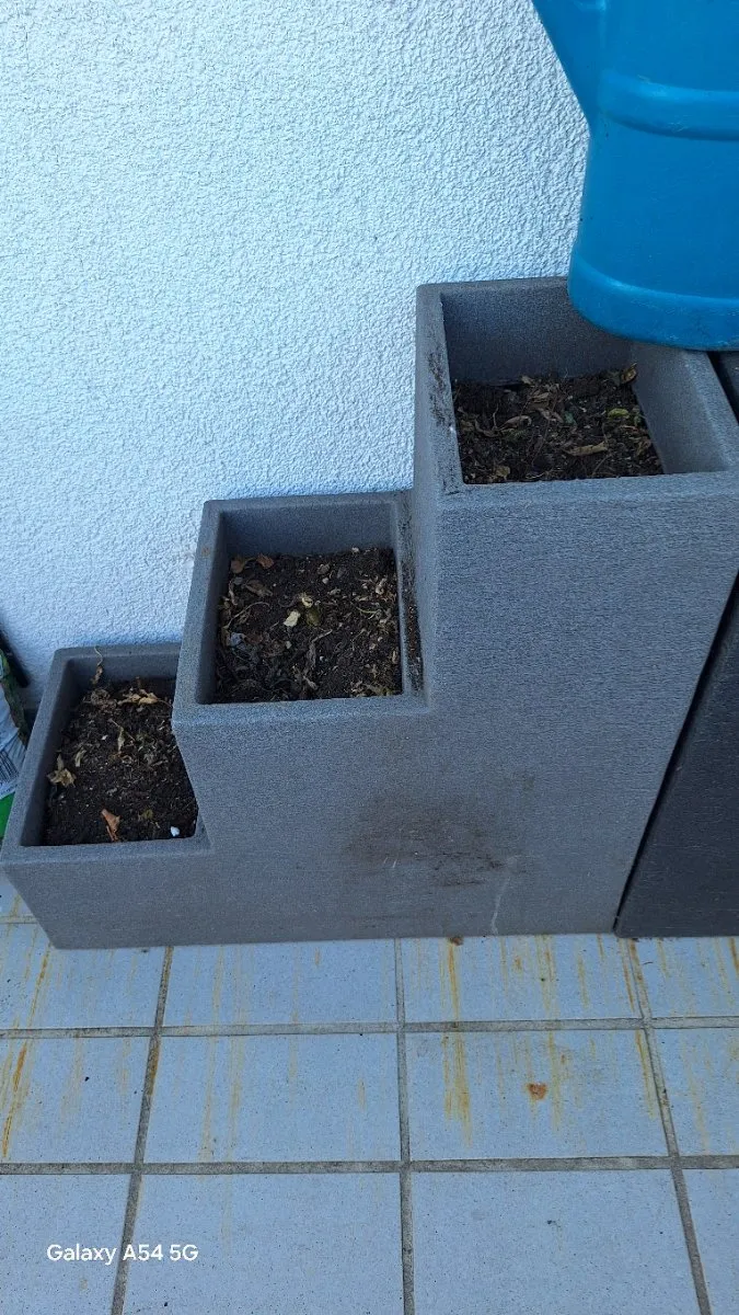 Blumenkasten [Treppe]3 Stück vorhanden., € 17,- (8430 Leibnitz)