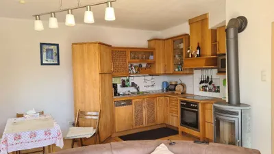 2-Zimmer-Wohnung mieten in Gmunden – 60 m², € 850 – Bild 2 von 4