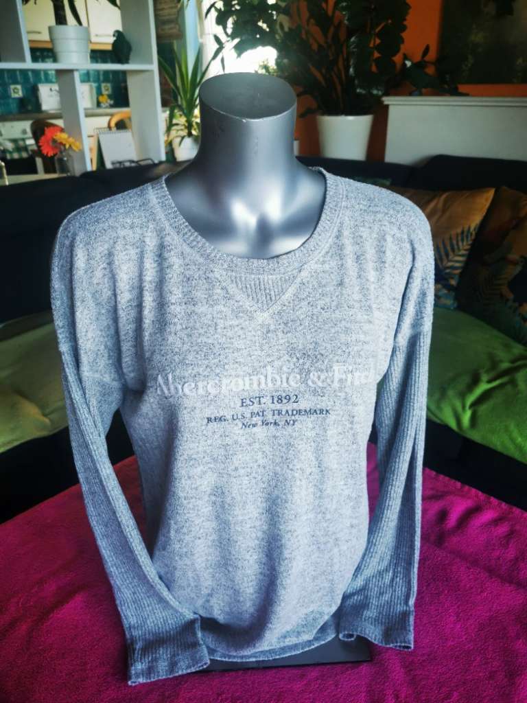 Super softer Pulli Marke Abercrombie & Fitch Gr. M