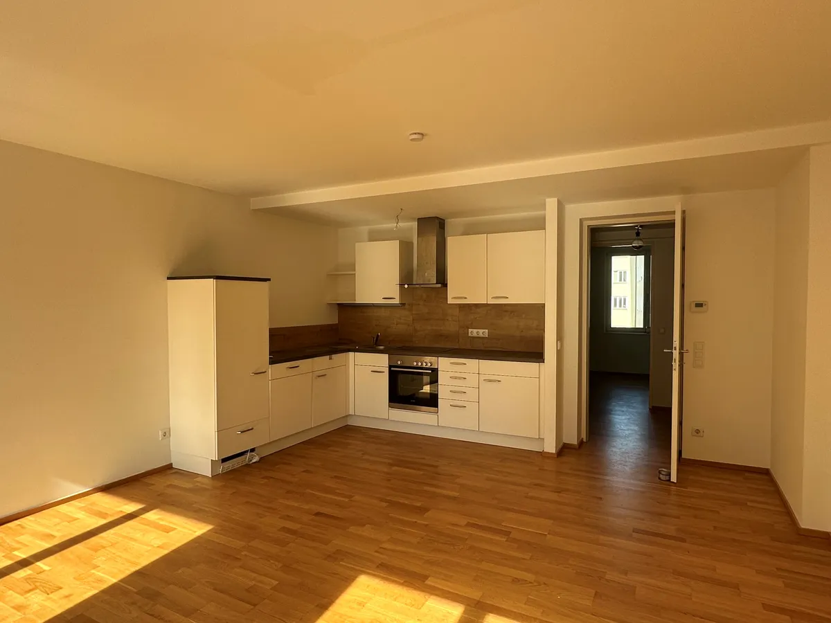 Attraktive 2-Zimmer-Wohnung - Zentral gelegen - Widok 2