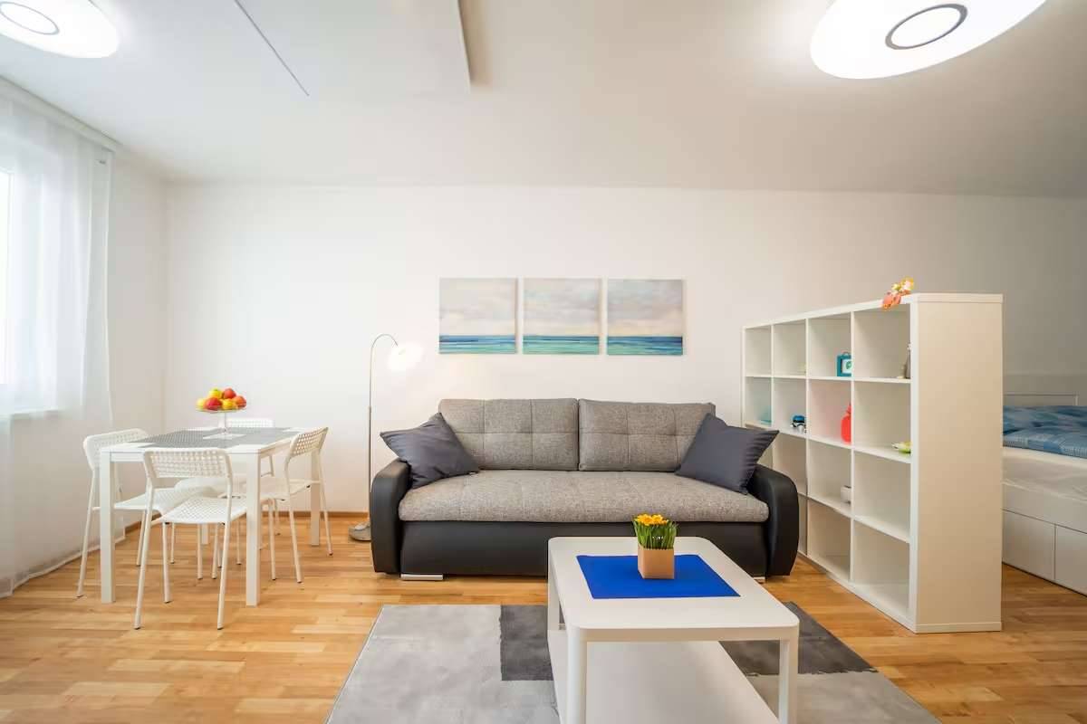 Vollmöbliertes Studio Apartment, exzellente Lage, Wien