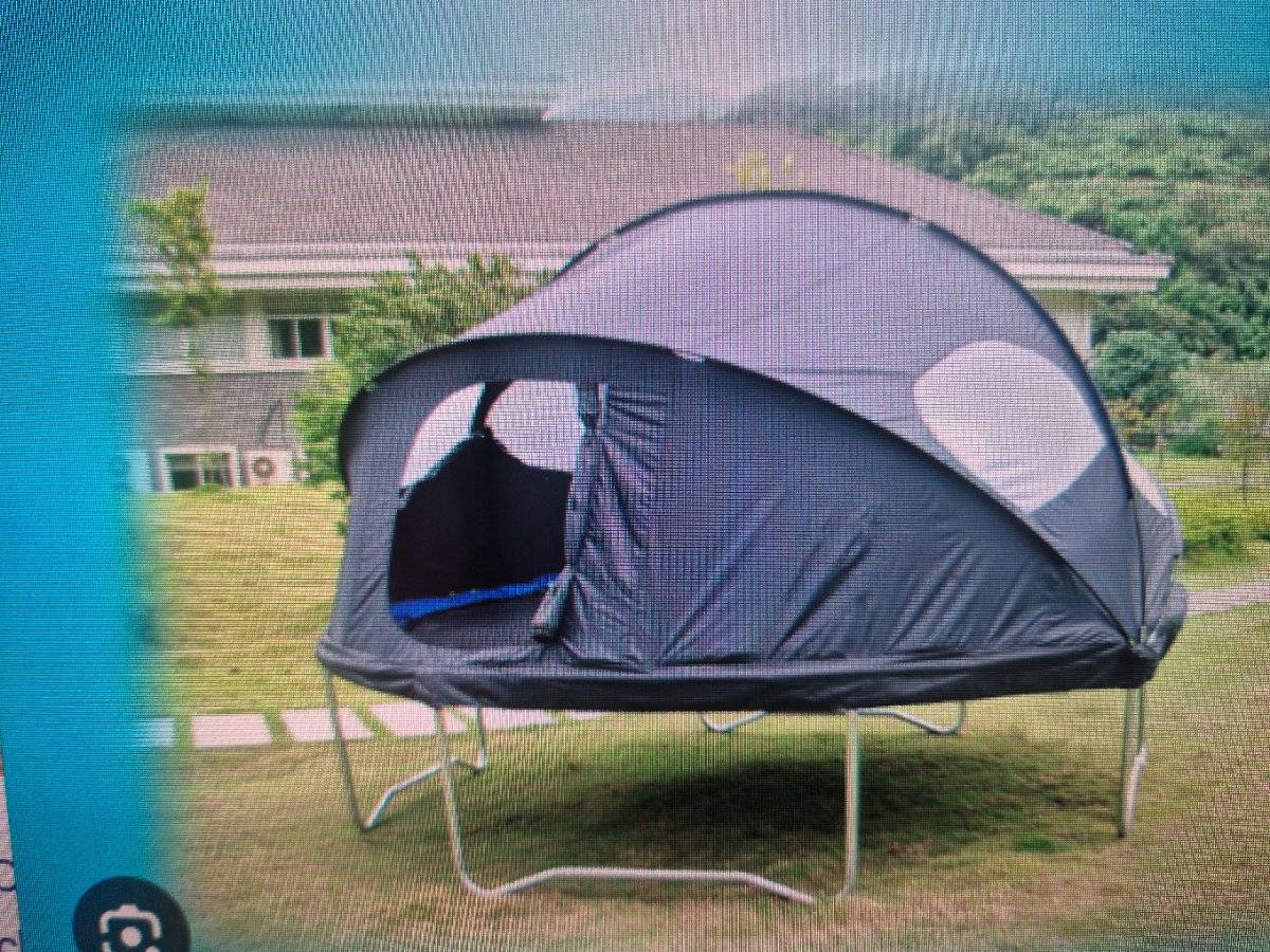 Trampolin mit Netz und Zelt,  80,- (2225 Zistersdorf) - willhaben