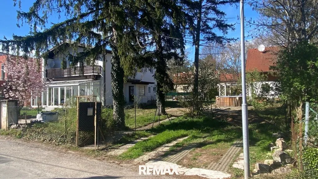 Ebenes Baugrundstück für ein Einfamilienhaus in super Lage! - Ansicht 3
