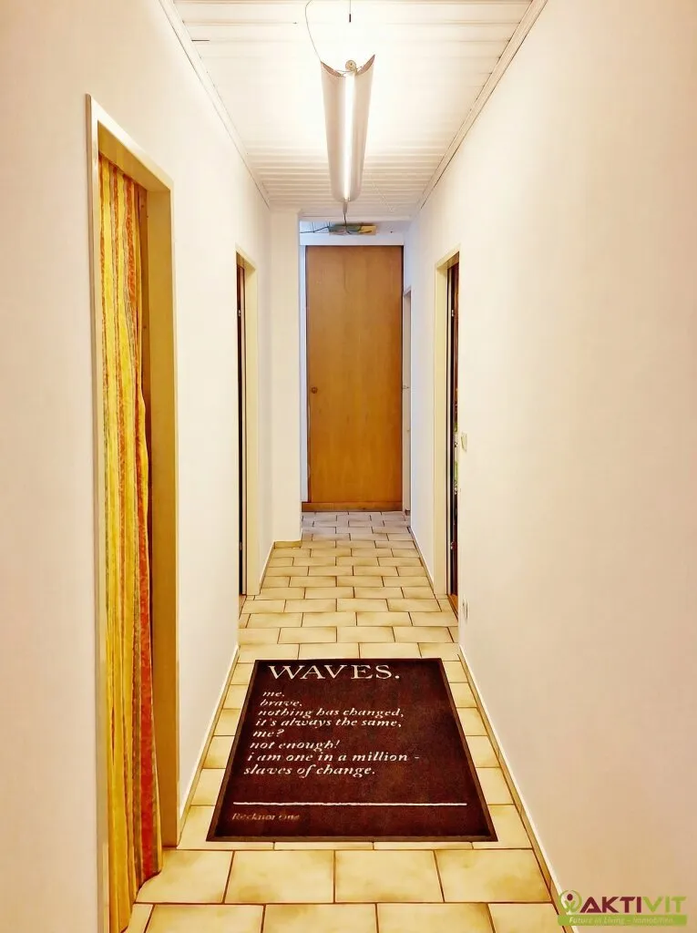 Großzügige 4,5-Zimmer-Wohnung mit Loggia und Garage in guter Lage von Linz - Ansicht 2