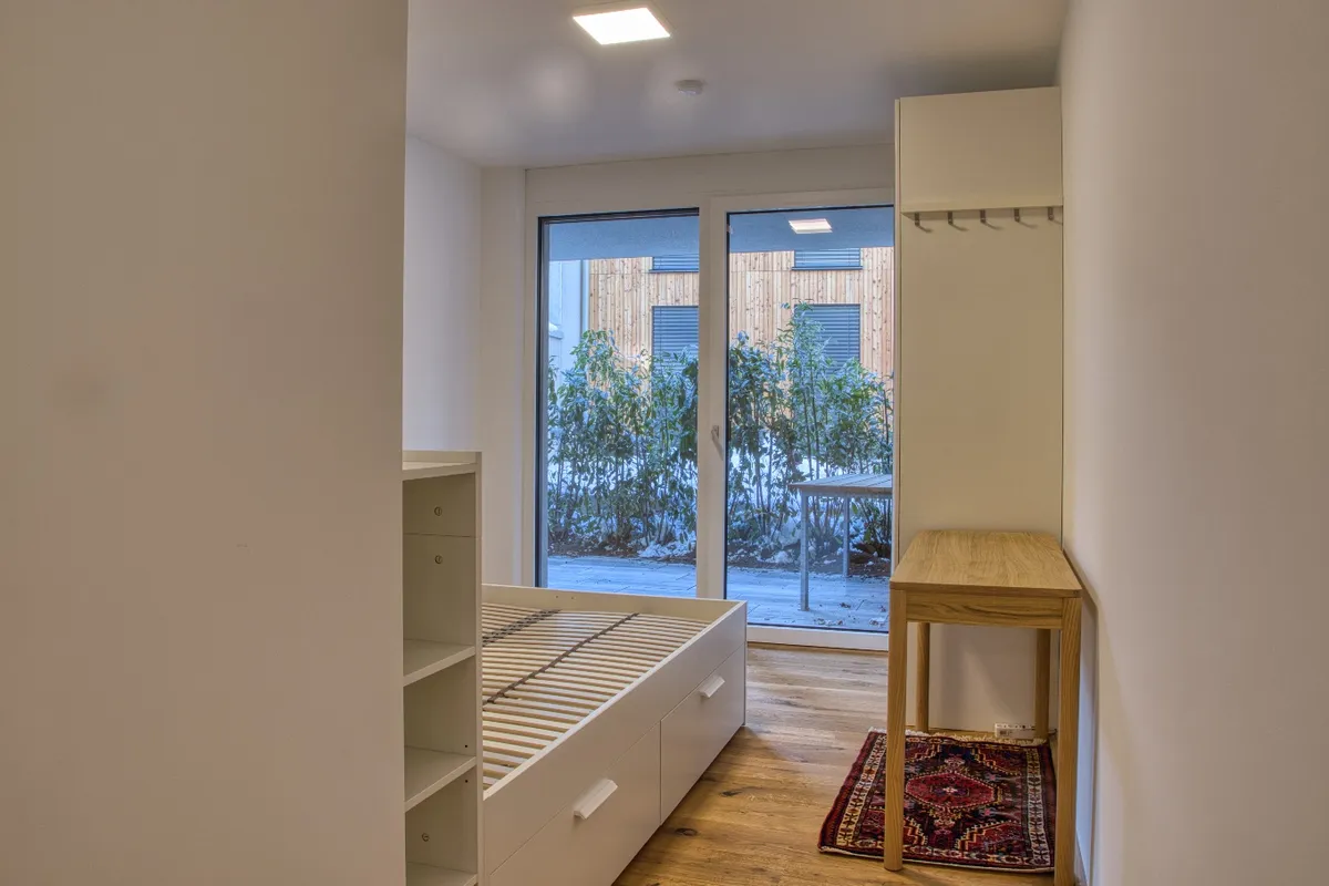 Modernes WG-Zimmer mit eigenem Bad - Widok 2
