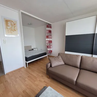 1-Zimmer-Wohnung mieten in Wels – 44 m², € 630 – Bild 2 von 11