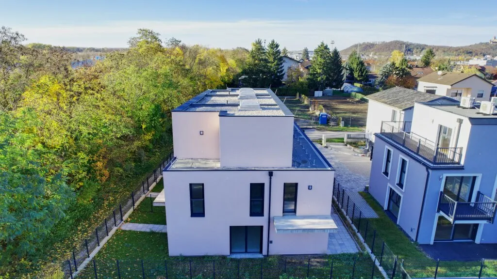 Neubau-Reihenhaus | 116,19 m² Wohnfläche | Terrasse, Balkon & Dachterrasse | EUR 499.000 - Widok 2