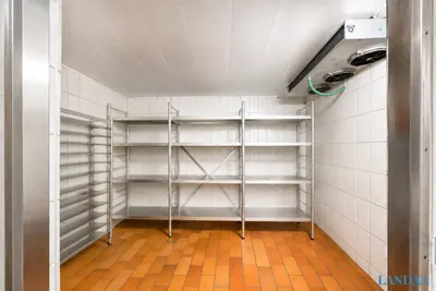 Gewerbeimmobilie mieten in Wien – 160 m², € 3.052 – Bild 19 von 19